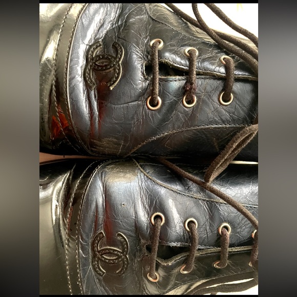 Chanel Leather & Patent Leather Lace-Up Shoes Size 40/  US10 - Picture 5 of 14